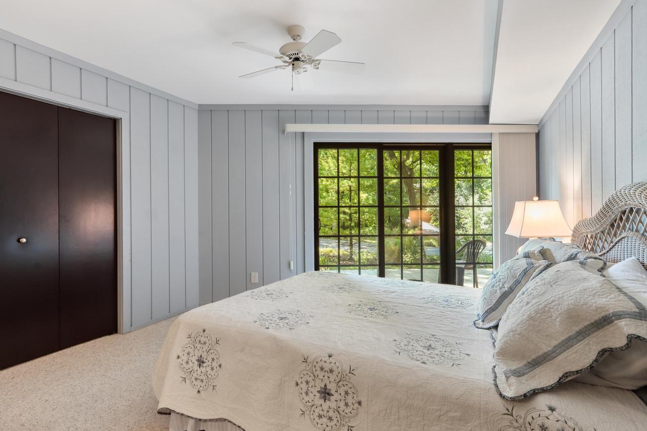 502 Tam O'Shanter DRIVE