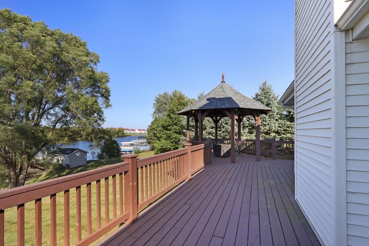 2144 Blue Heron DRIVE