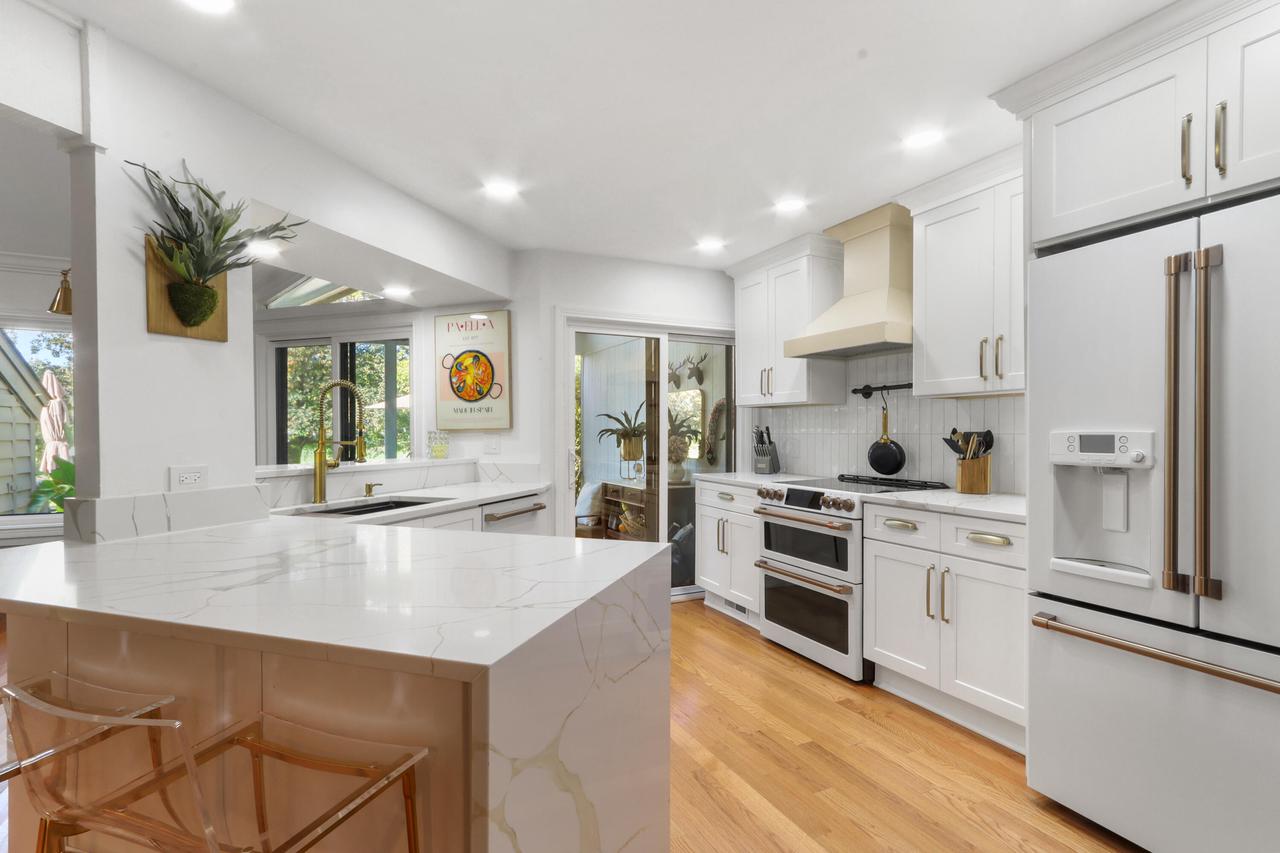 963 Duck Pond ROAD 963