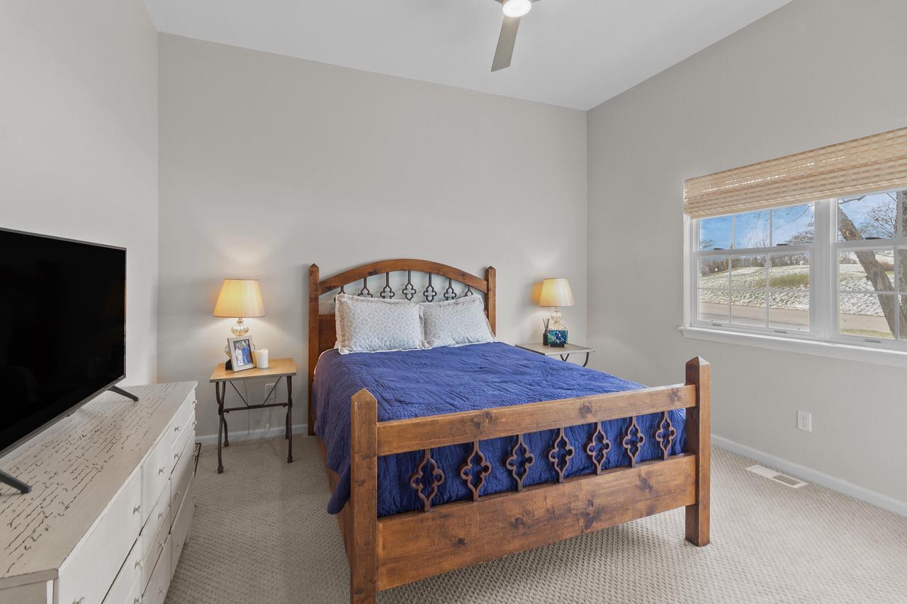 1825 Golfview DRIVE 35-05