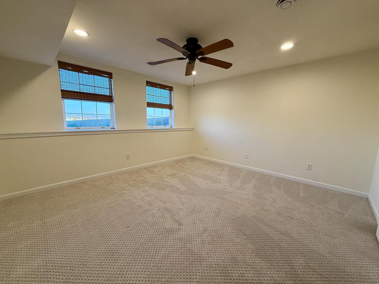 1825 Golfview DRIVE 35-05