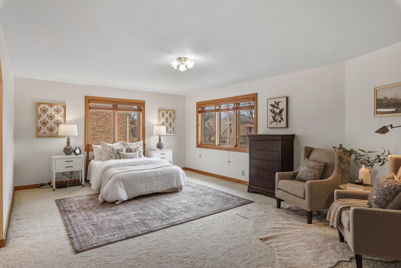 12605 North St Anne LANE