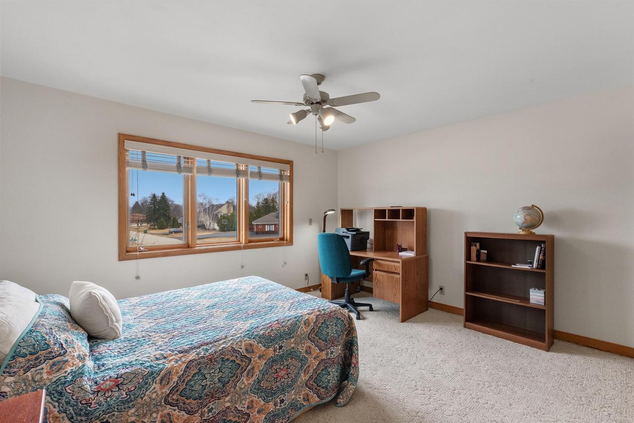 12605 North St Anne LANE