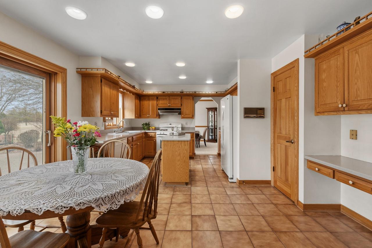 12605 North St Anne LANE