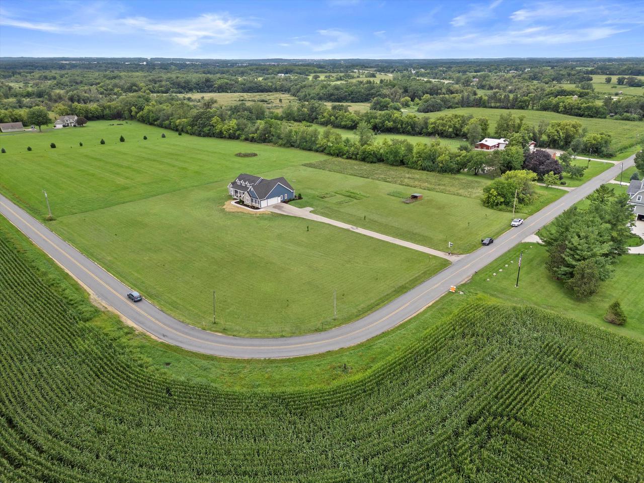 N1853 Clover ROAD