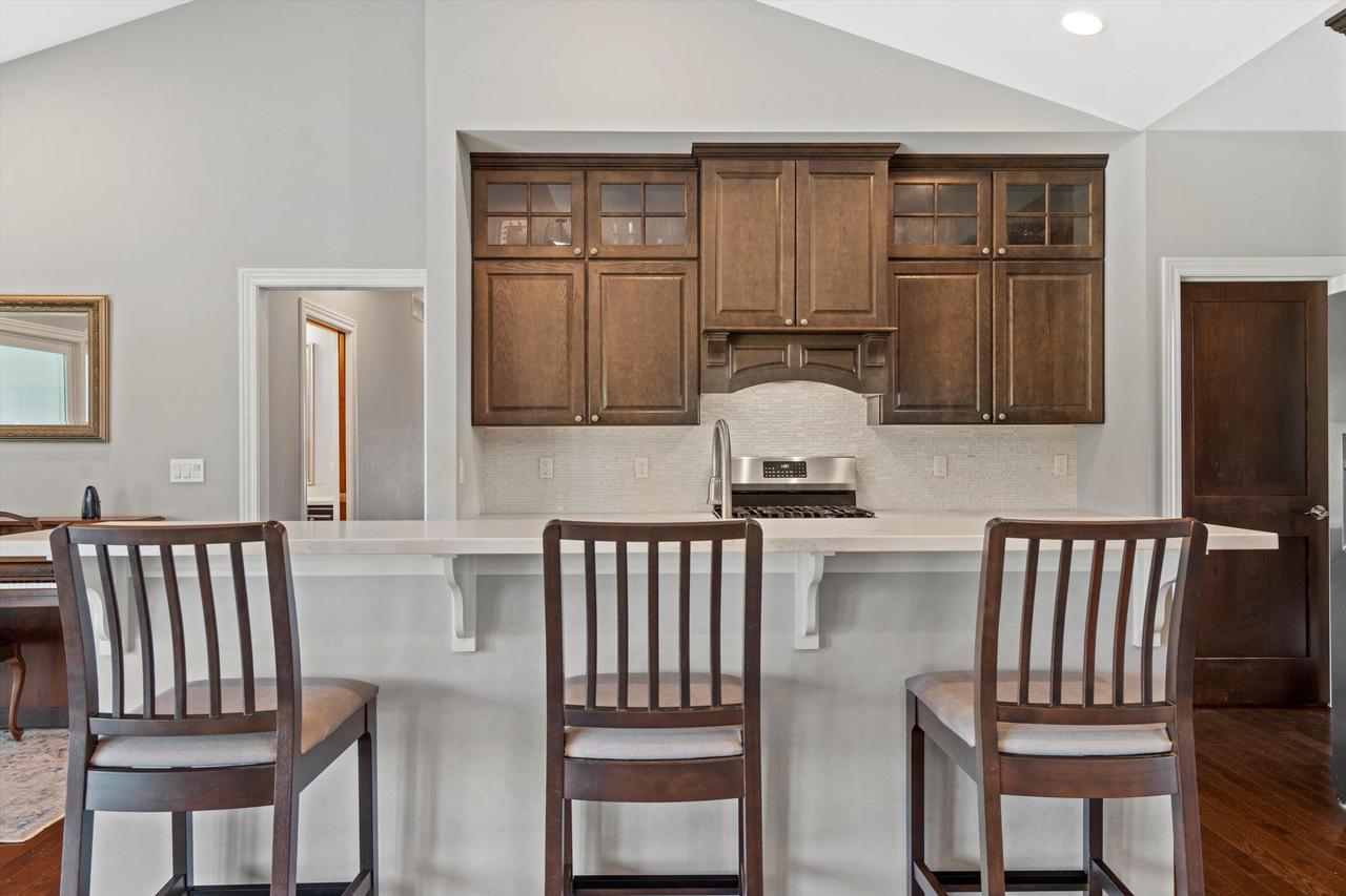 N1853 Clover ROAD