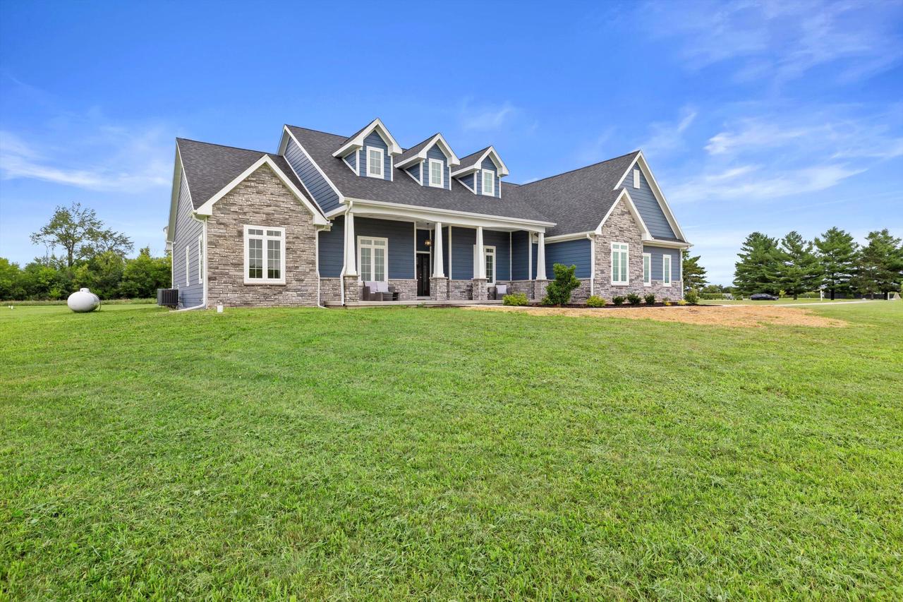 N1853 Clover ROAD