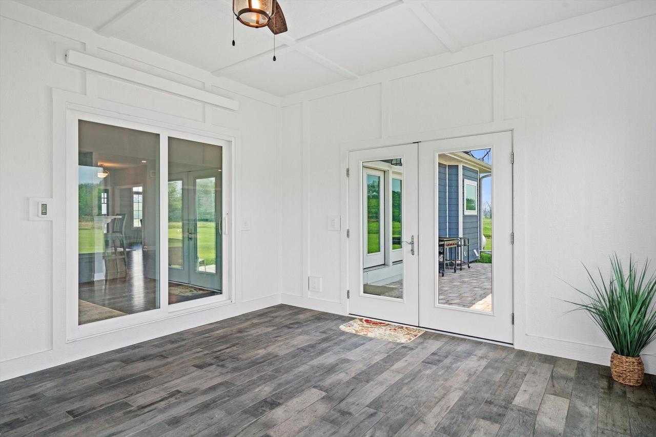 N1853 Clover ROAD