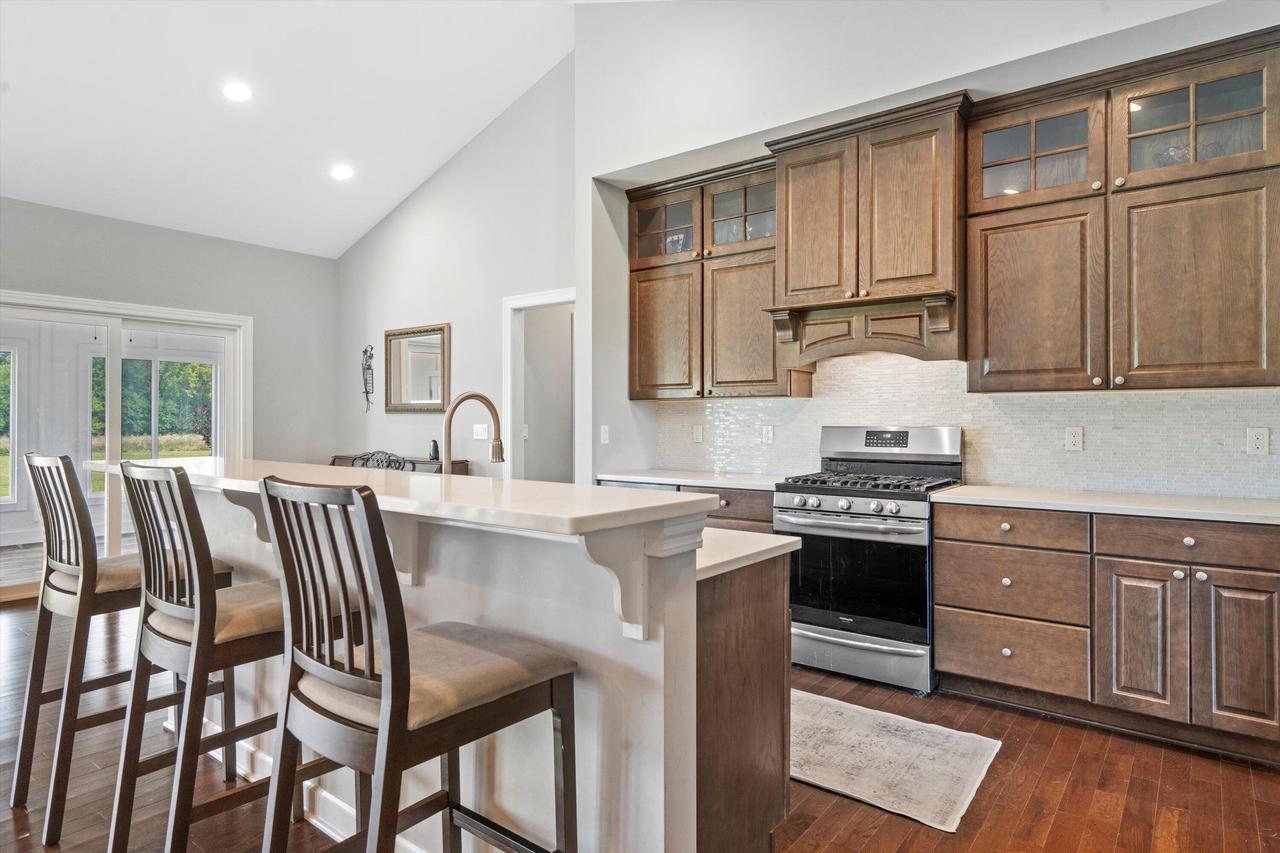 N1853 Clover ROAD