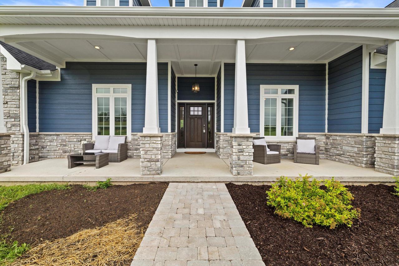 N1853 Clover ROAD