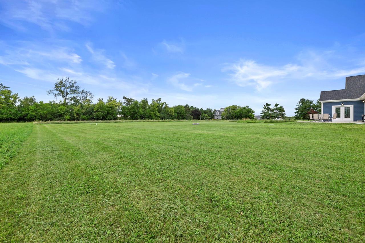 N1853 Clover ROAD