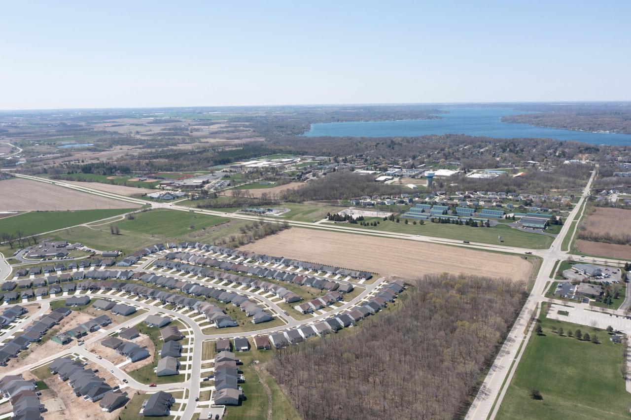 1103 South EDWARDS BOULEVARD