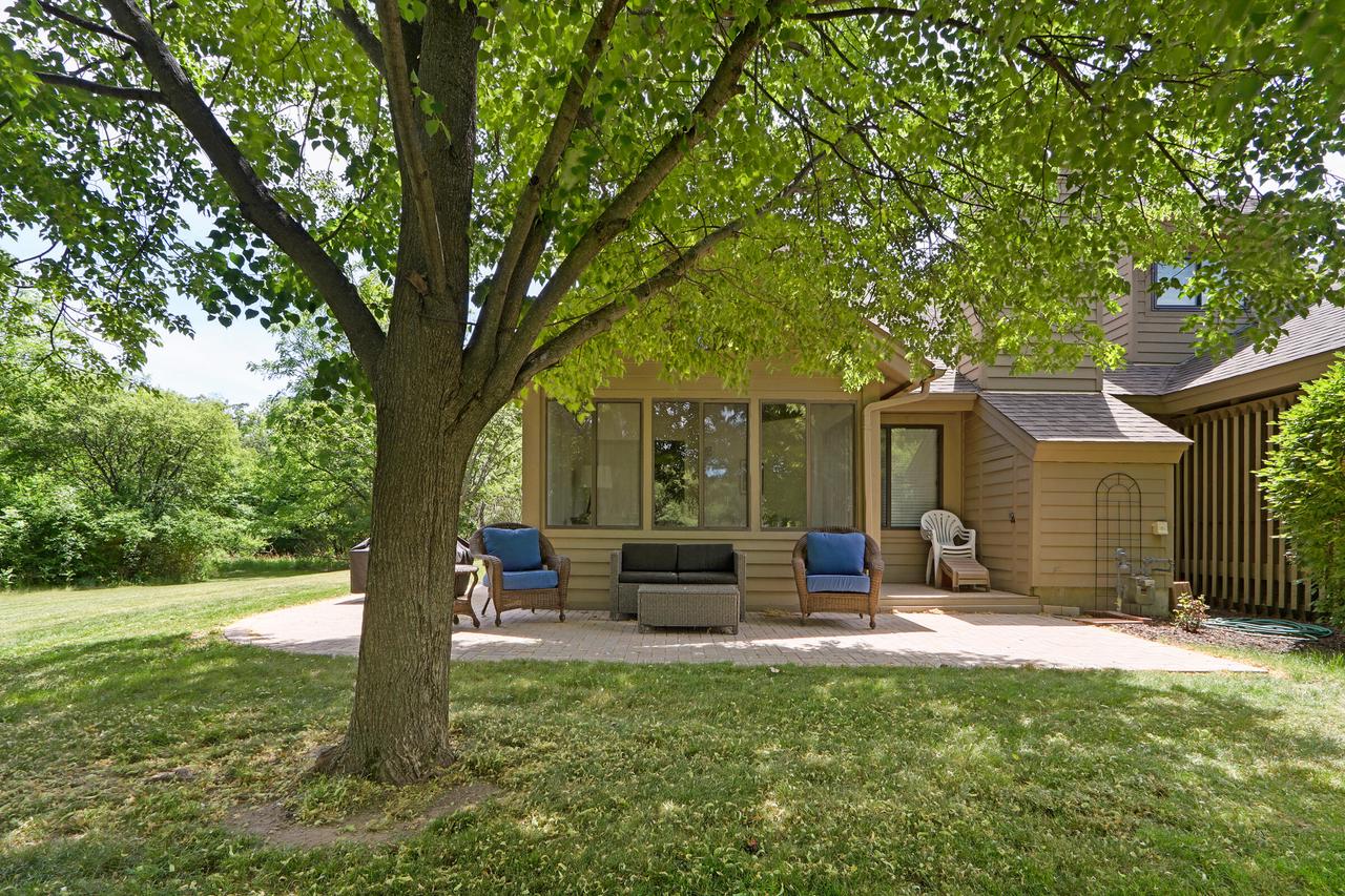 964 Duck Pond ROAD