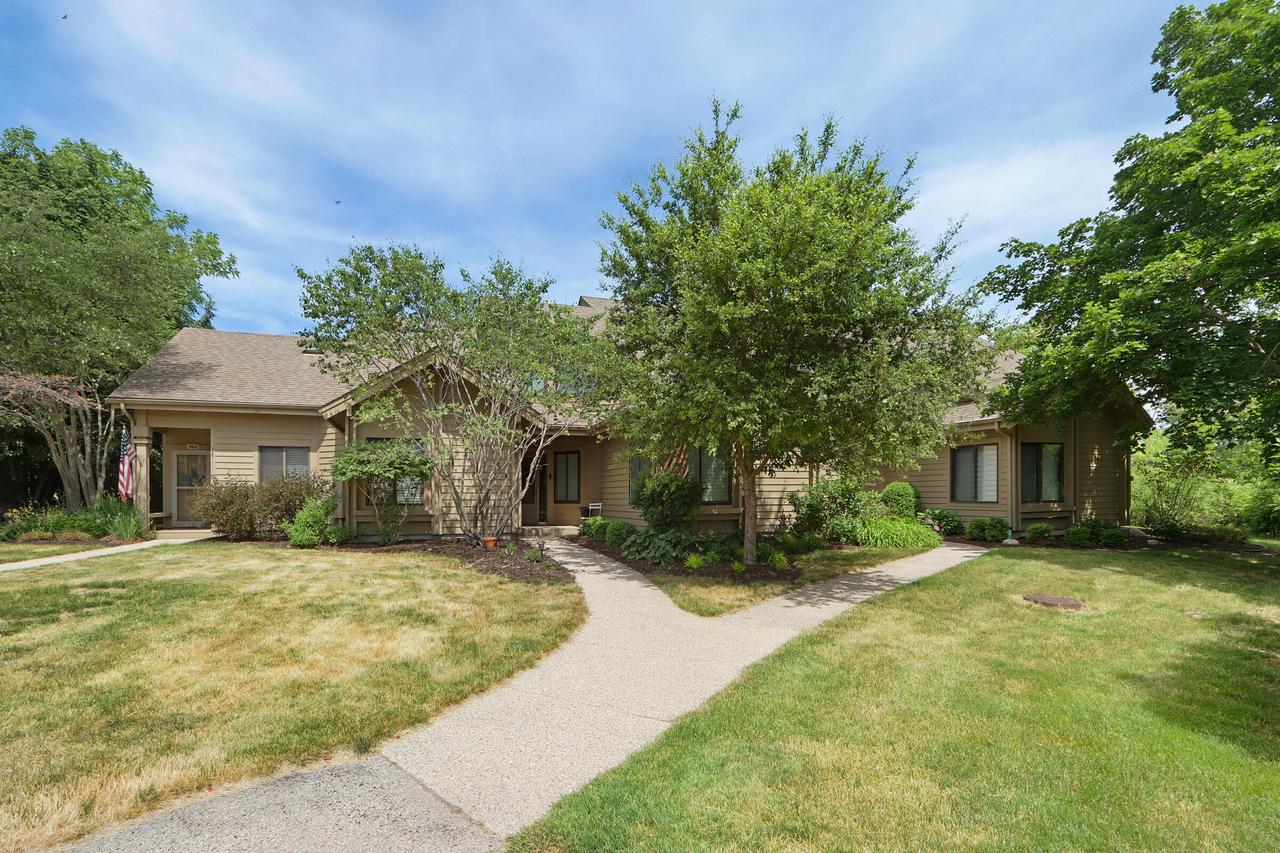 964 Duck Pond ROAD