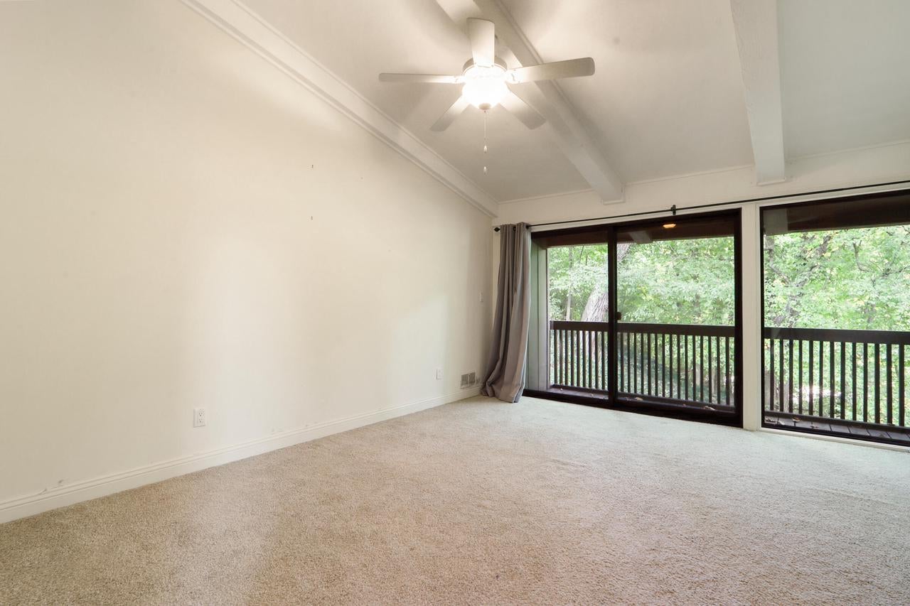 840 Woodland COURT EE-1