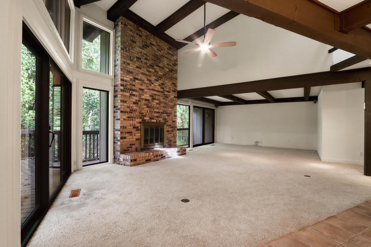840 Woodland COURT EE-1