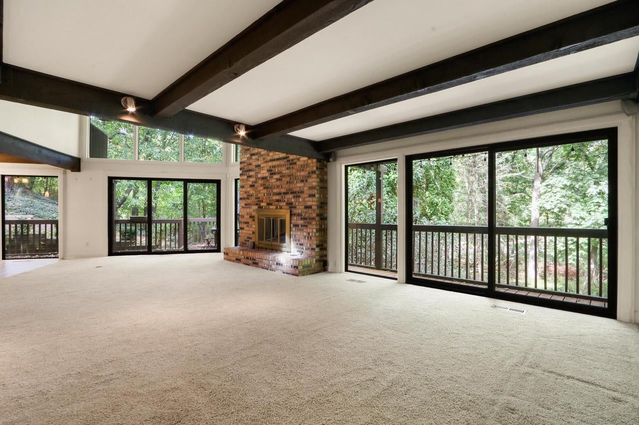 840 Woodland COURT EE-1