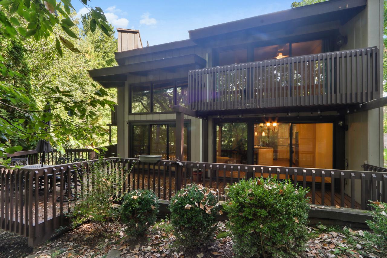 840 Woodland COURT EE-1