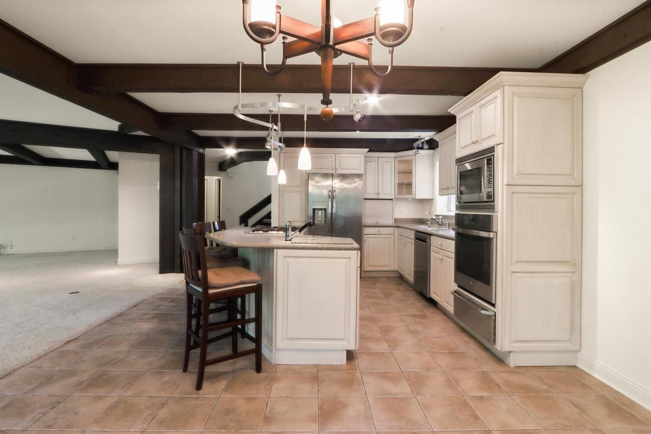 840 Woodland COURT EE-1