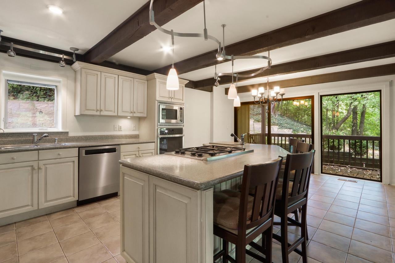 840 Woodland COURT EE-1