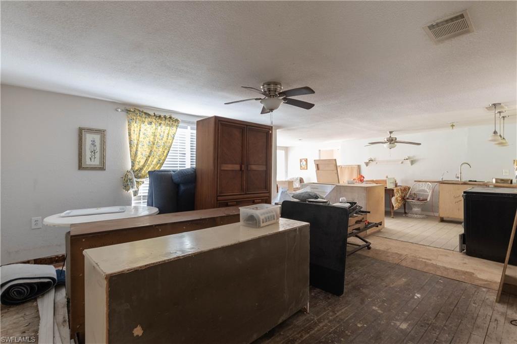 1531 Brewer RD