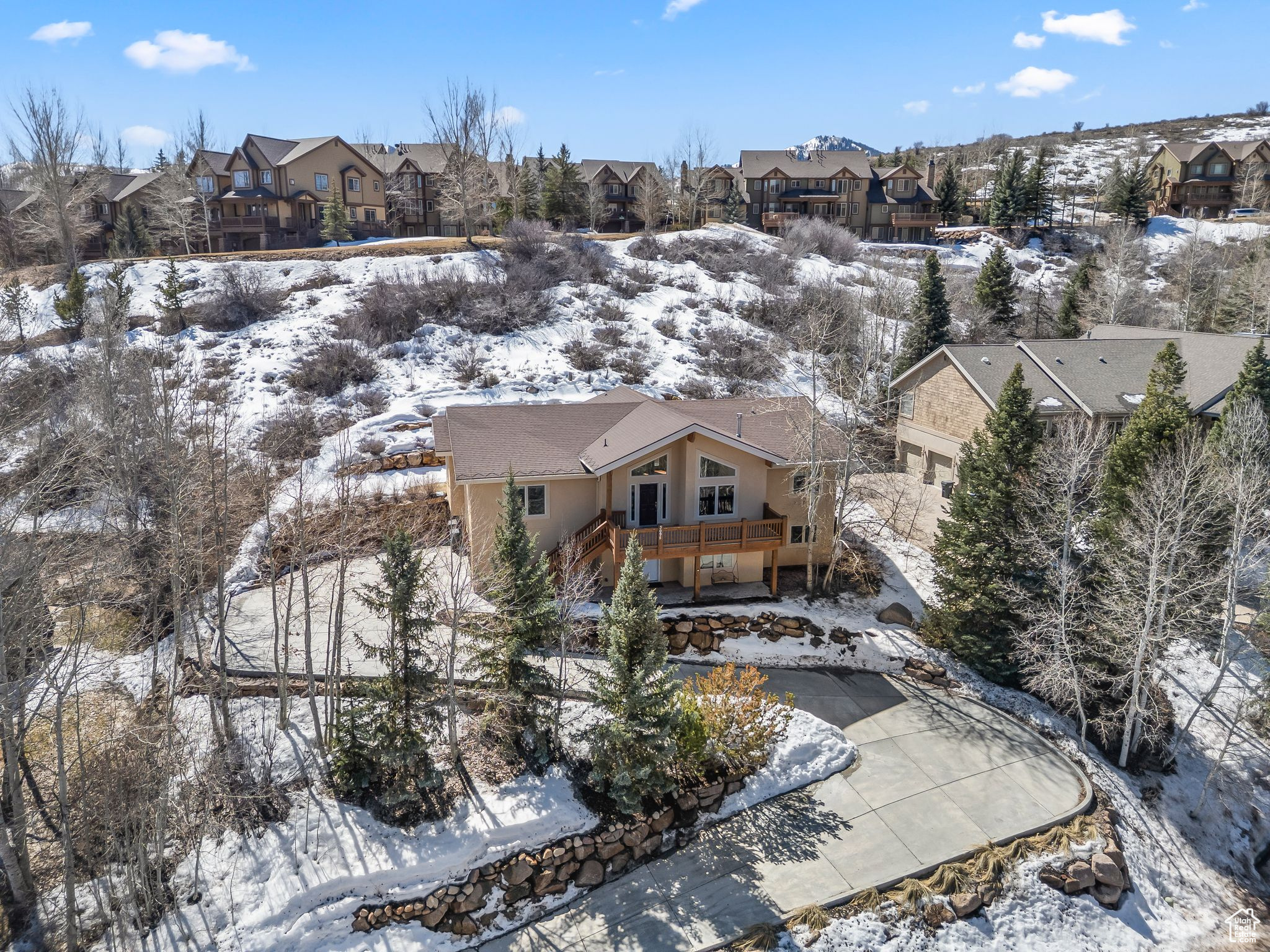 3095 W HOMESTEAD RD