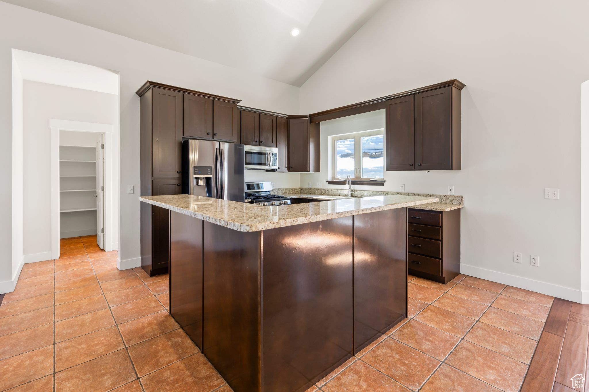 3095 W HOMESTEAD RD