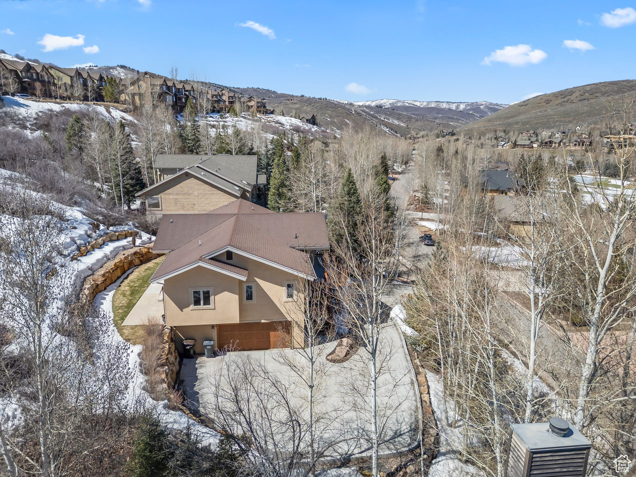 3095 W HOMESTEAD RD