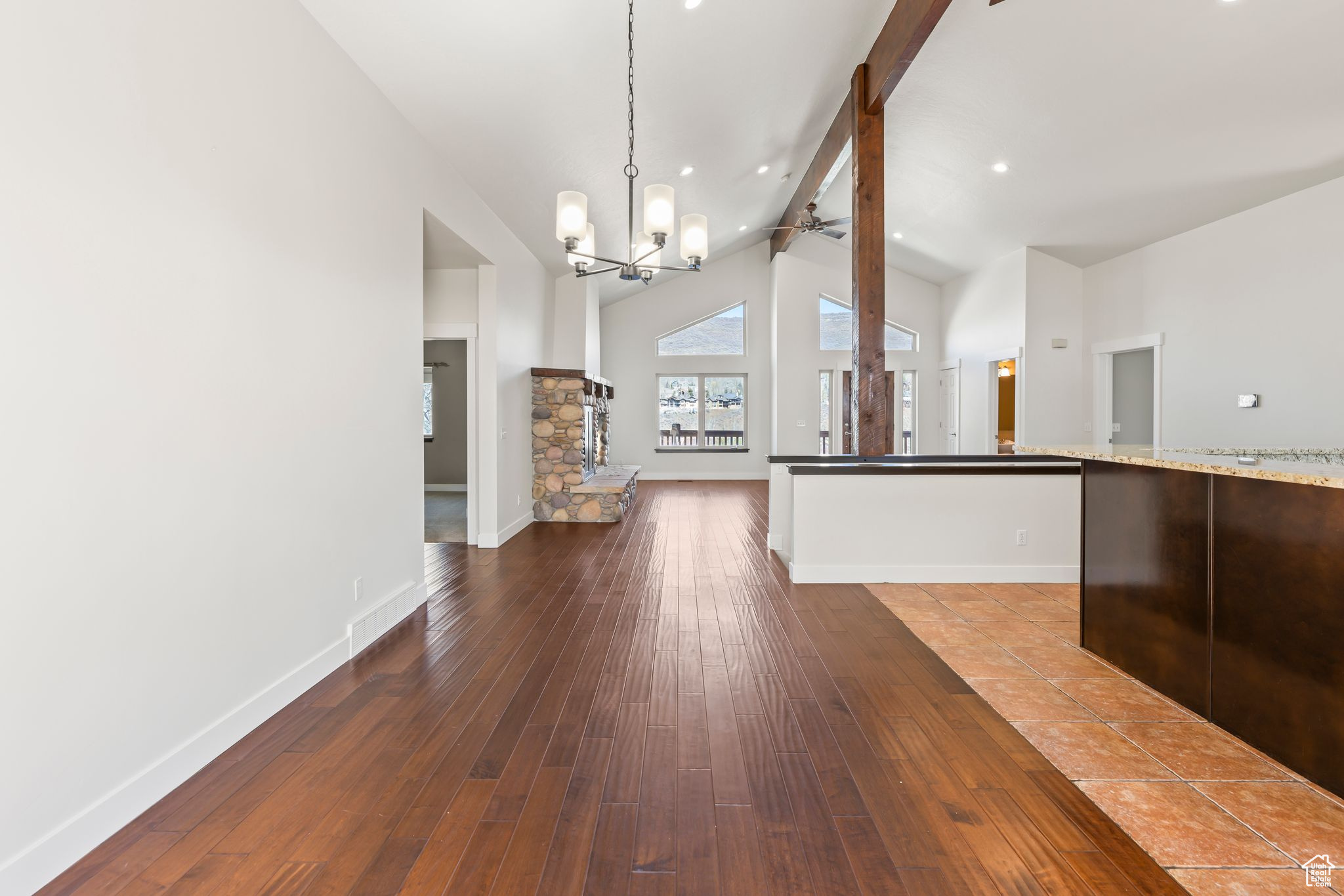 3095 W HOMESTEAD RD