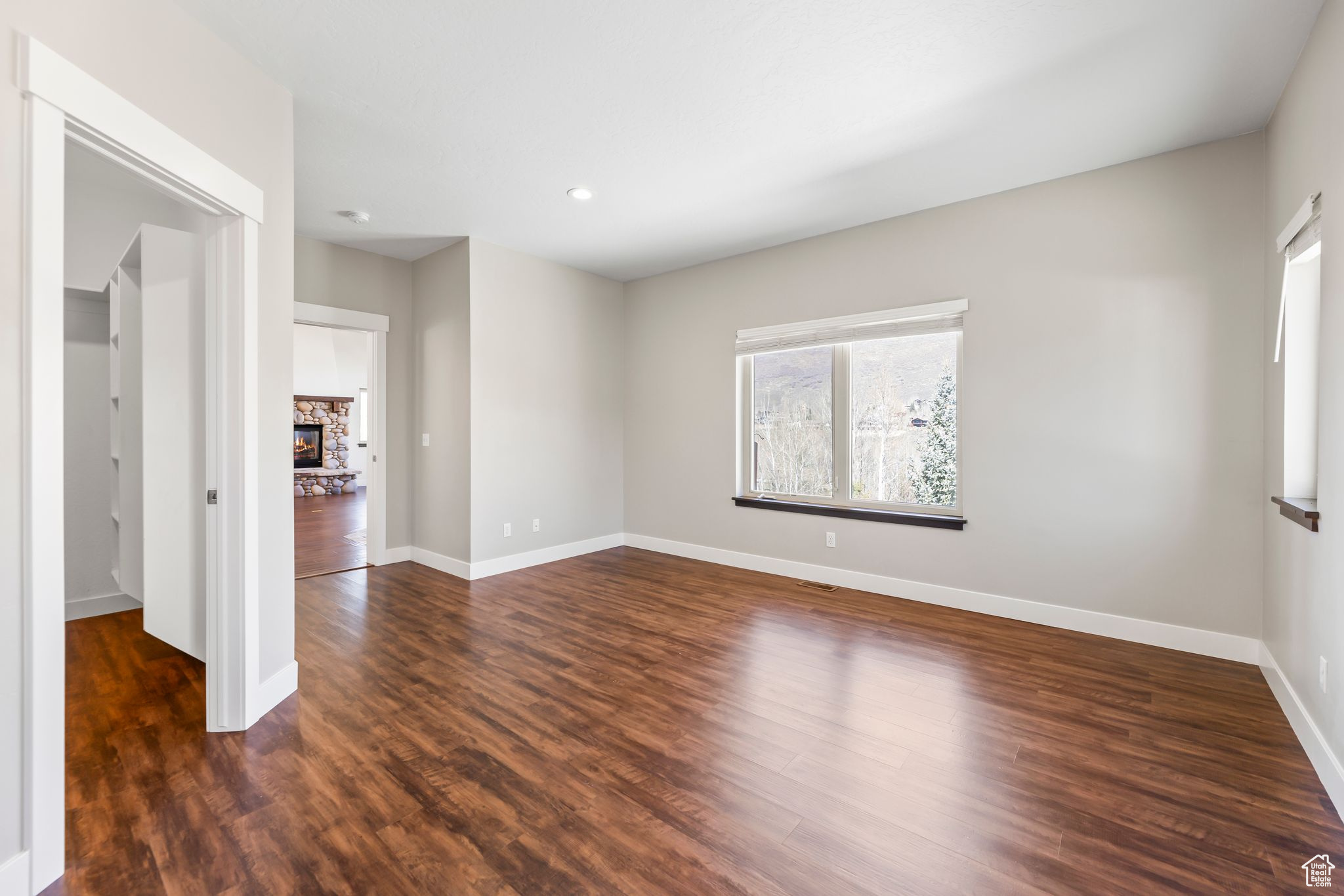 3095 W HOMESTEAD RD