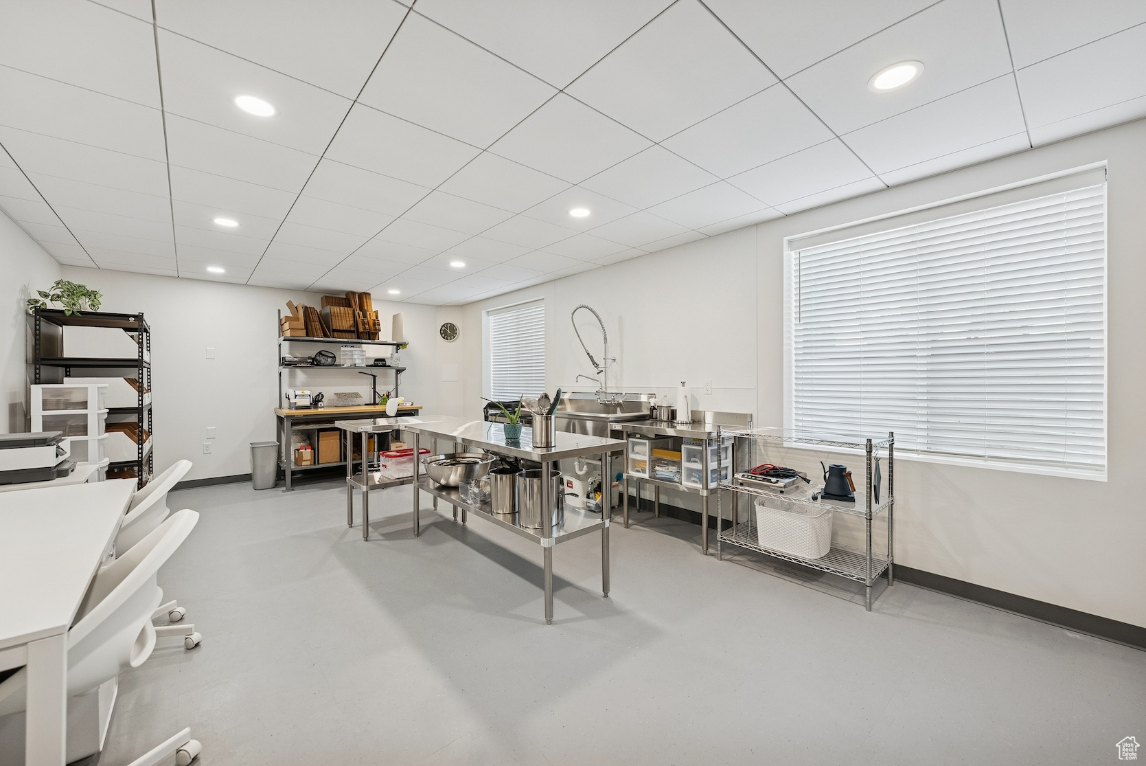 1917 E HOLLADAY VIEW PL