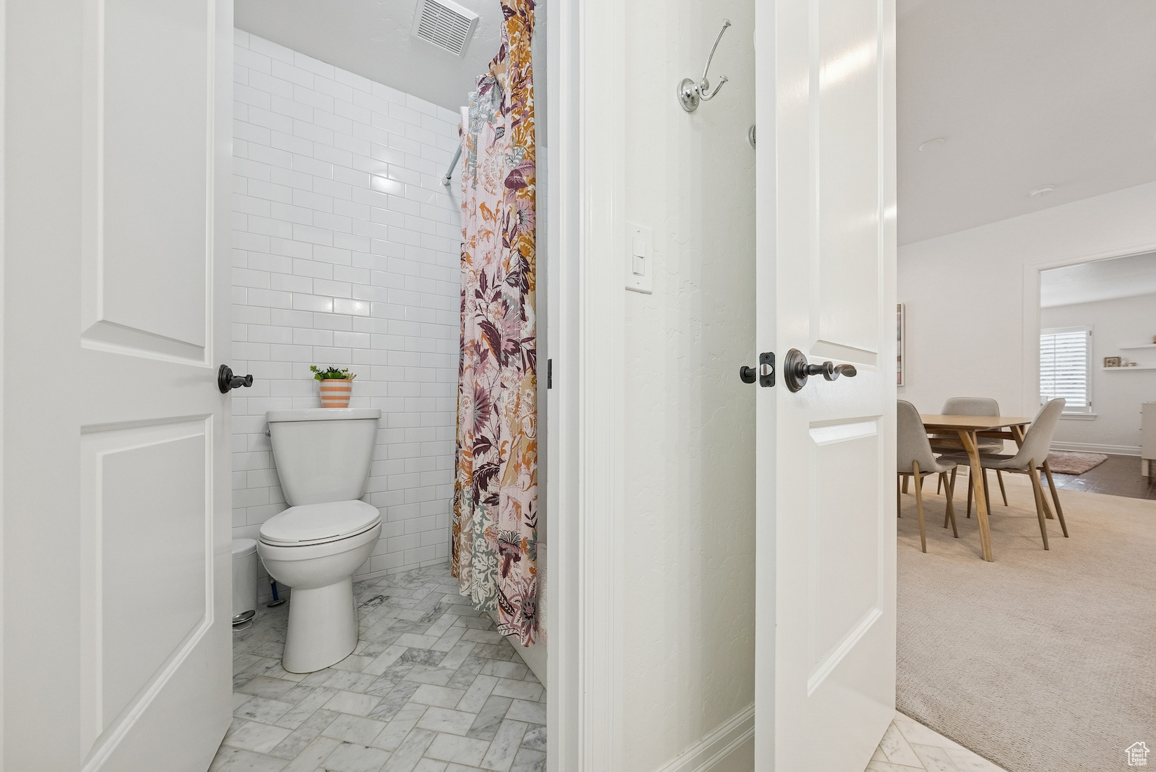 1917 E HOLLADAY VIEW PL