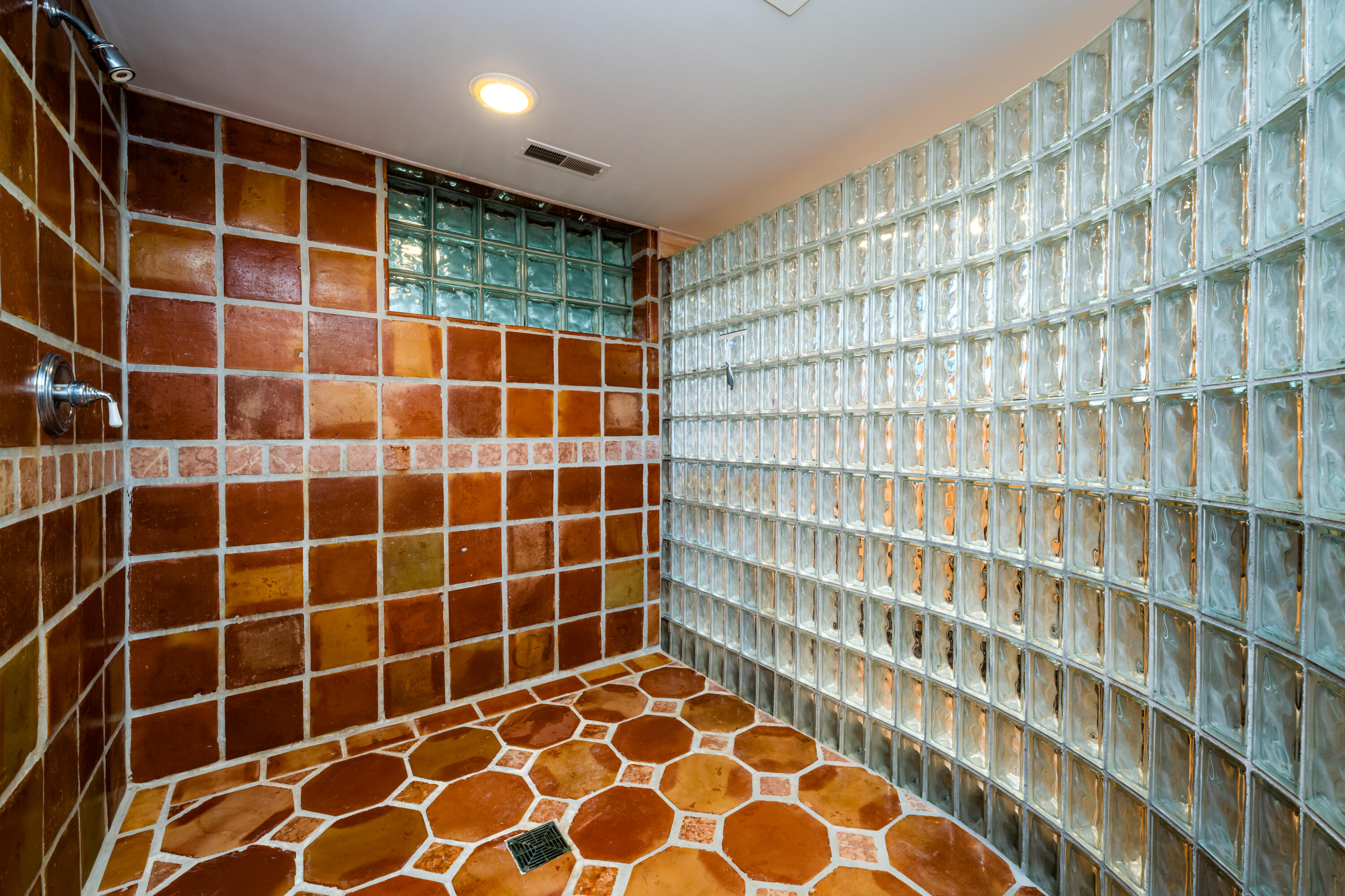 4661 Notre Dame Avenue