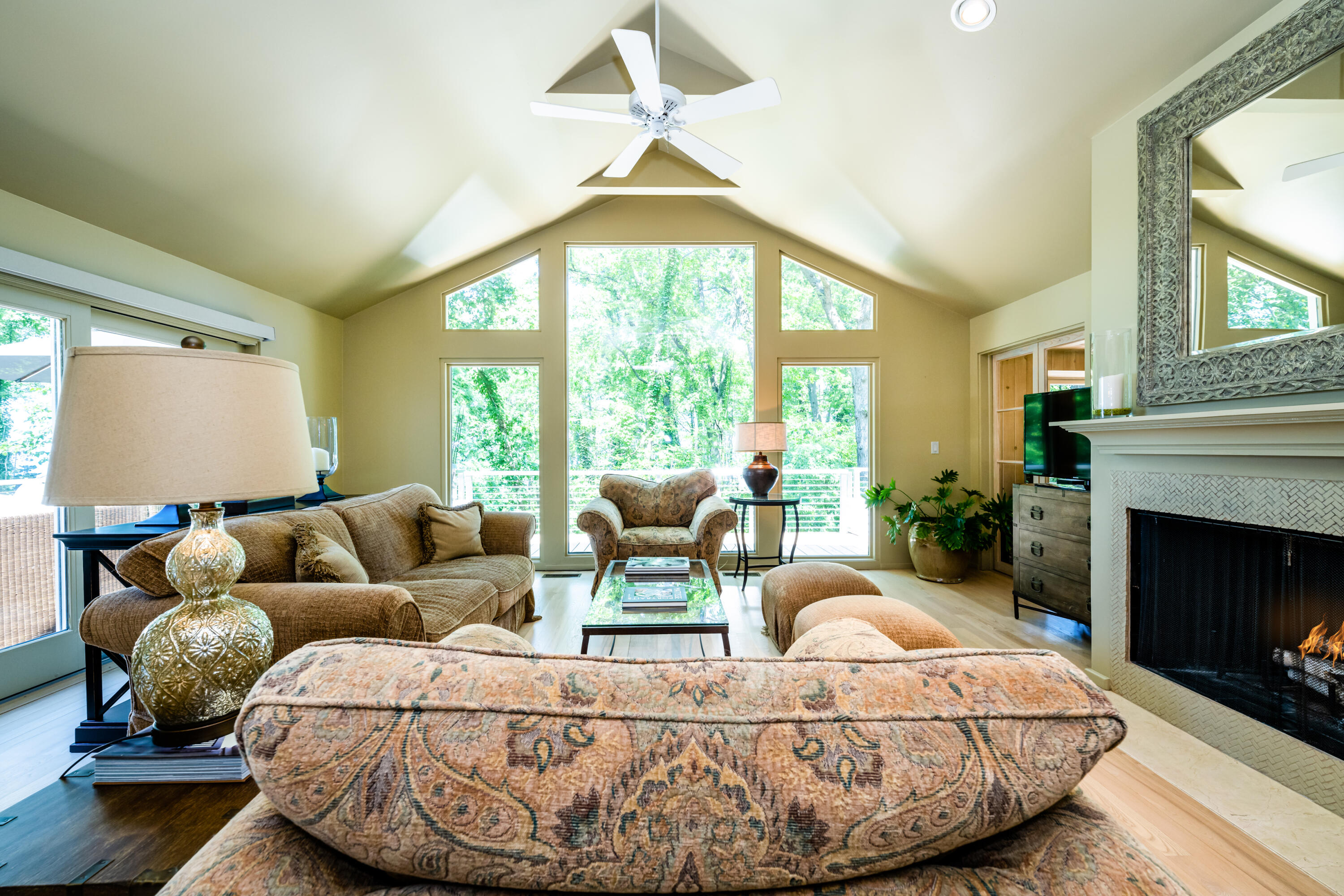 4661 Notre Dame Avenue