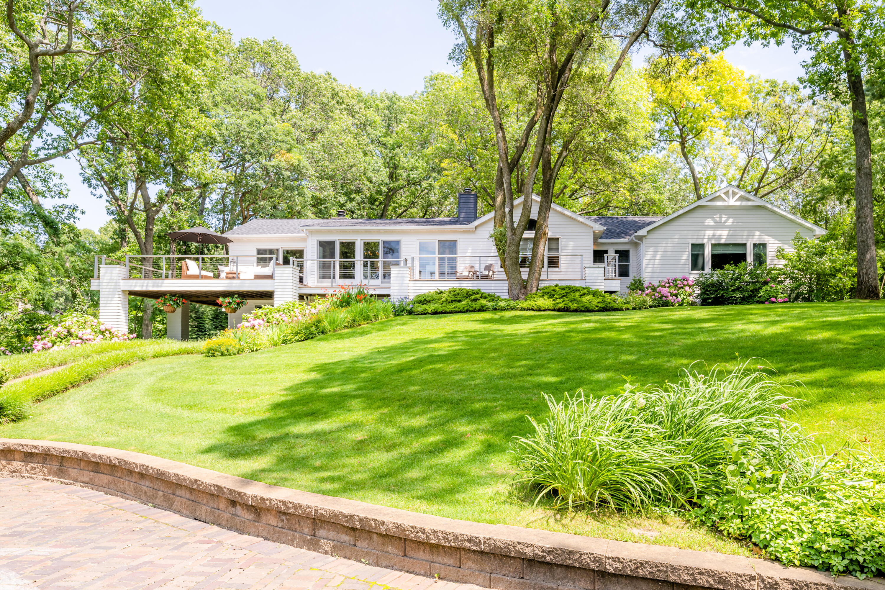 4661 Notre Dame Avenue