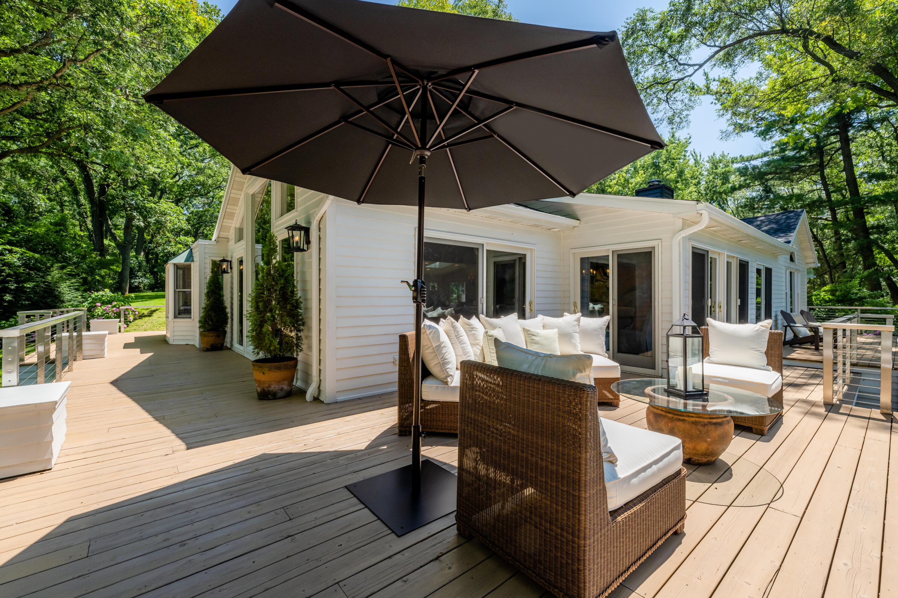 4661 Notre Dame Avenue