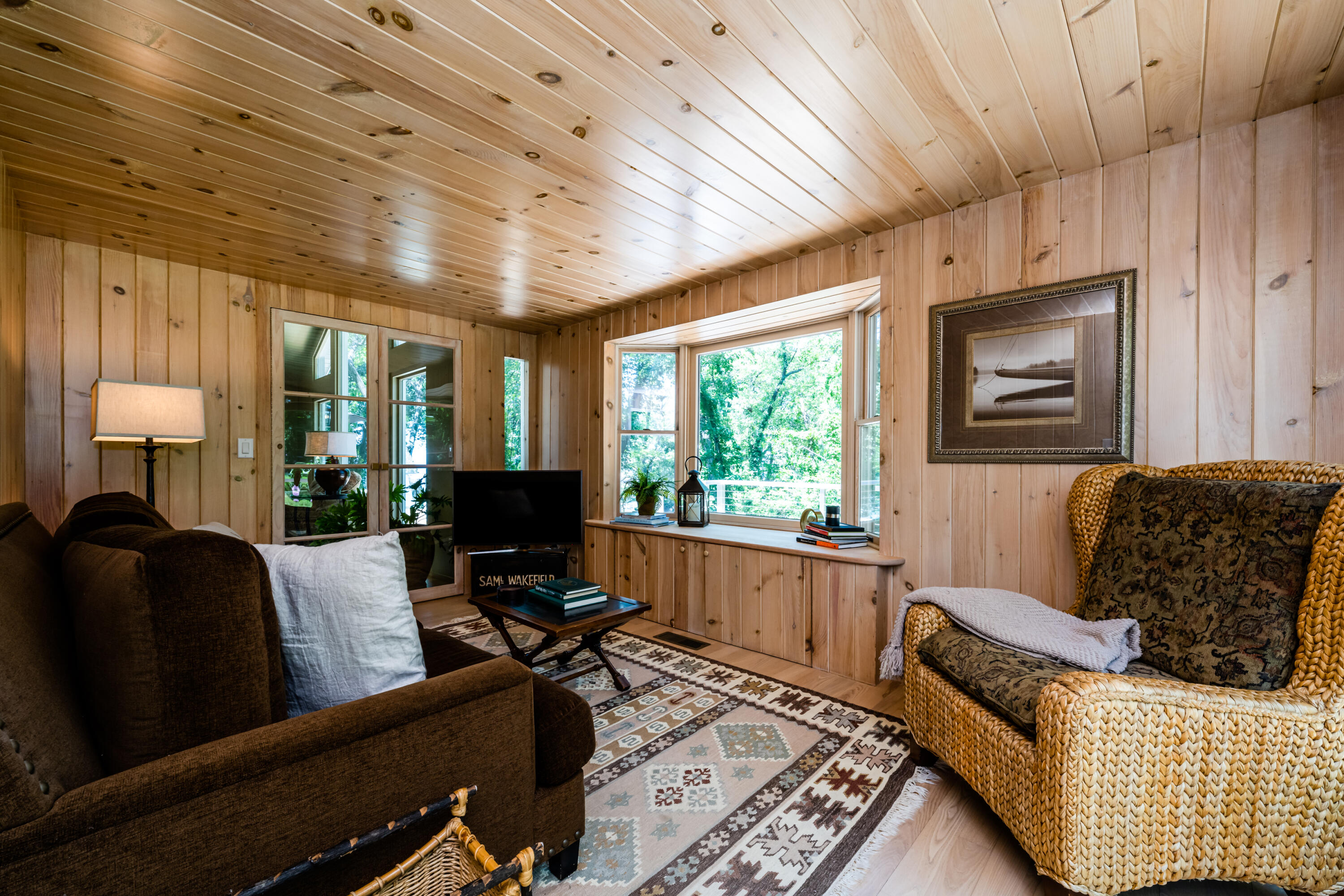 4661 Notre Dame Avenue