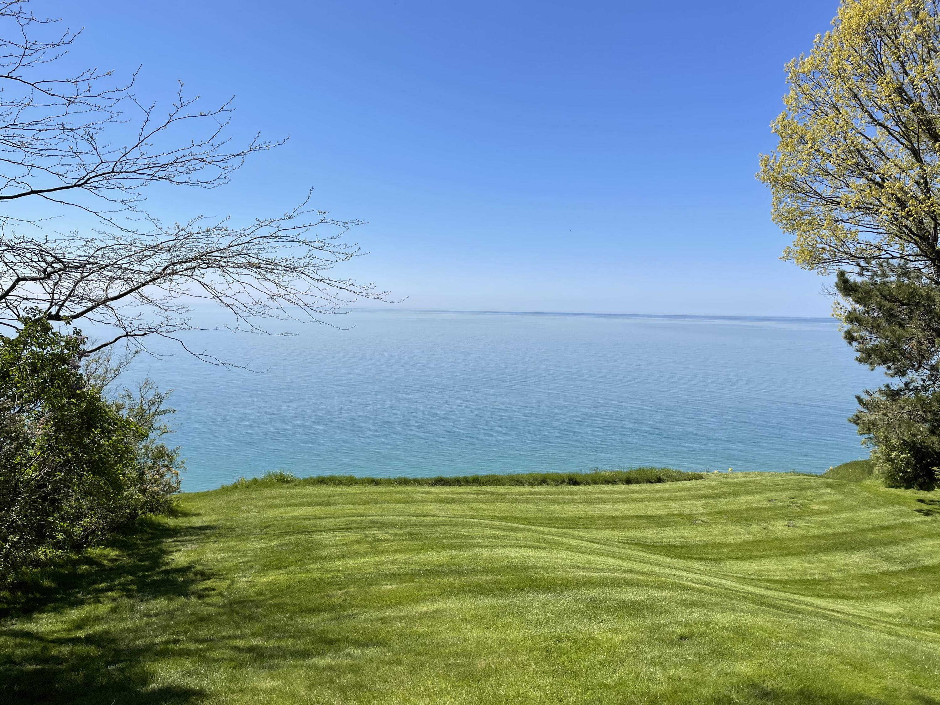 4661 Notre Dame Avenue