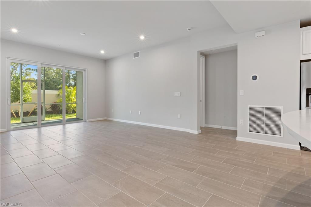 4670 Arboretum CIR # 101