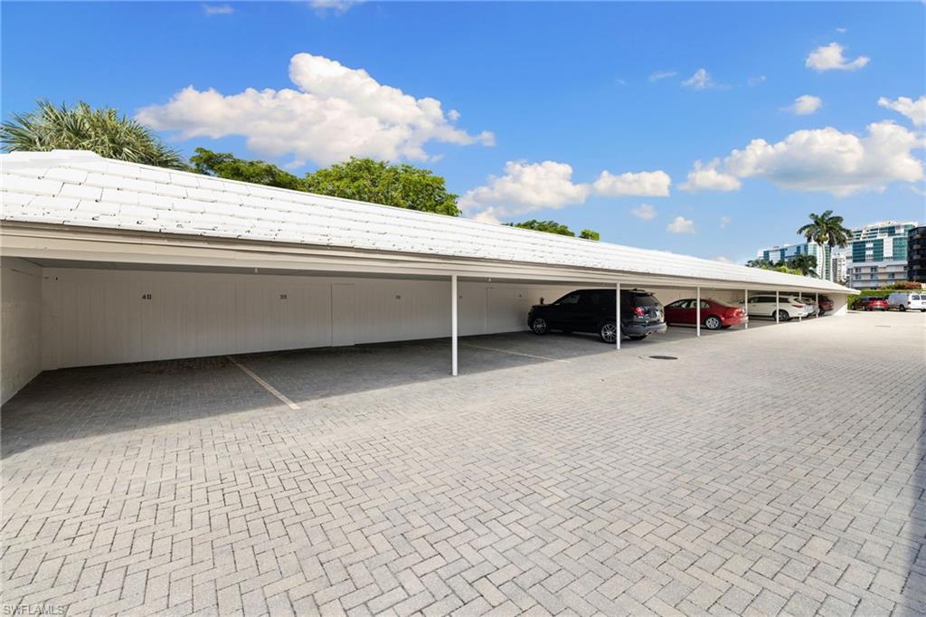 3410 Gulf Shore BLVD N # 702