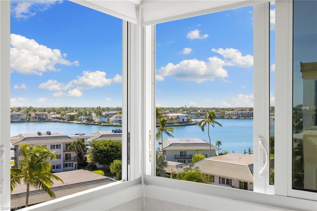 3410 Gulf Shore BLVD N # 702