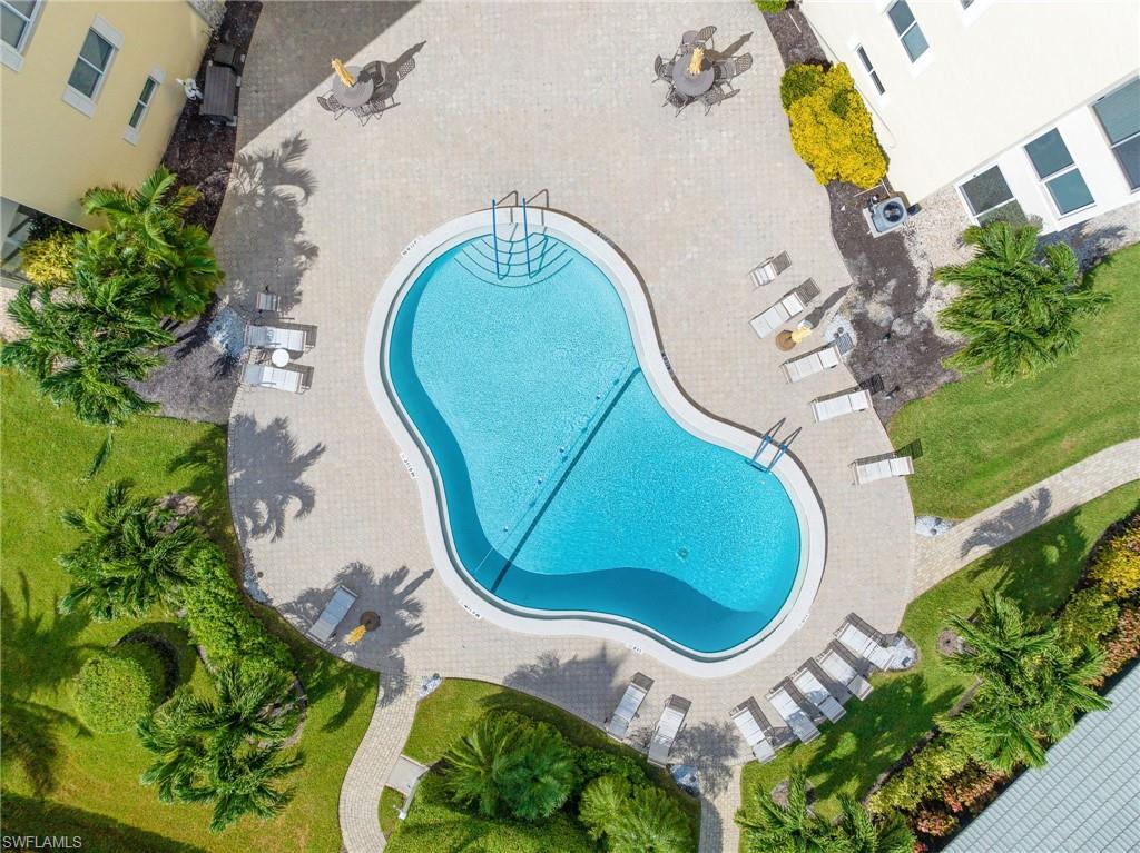 3410 Gulf Shore BLVD N # 702