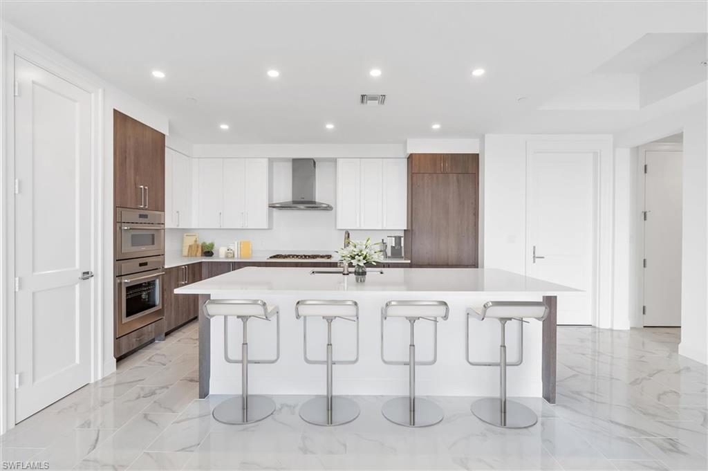 1125 Central AVE Unit: 569