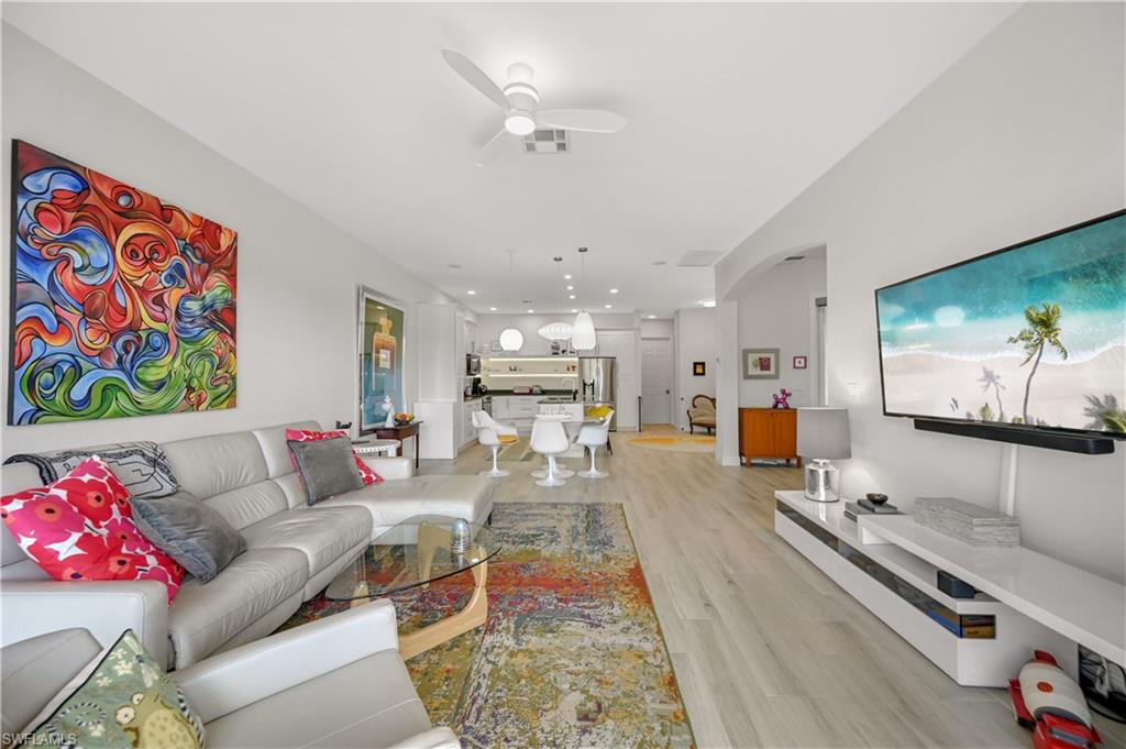 5961 Paradise CIR Unit: 1-9