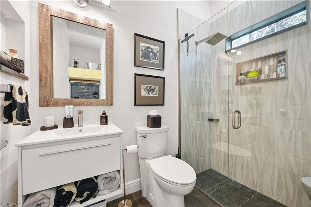 5961 Paradise CIR Unit: 1-9