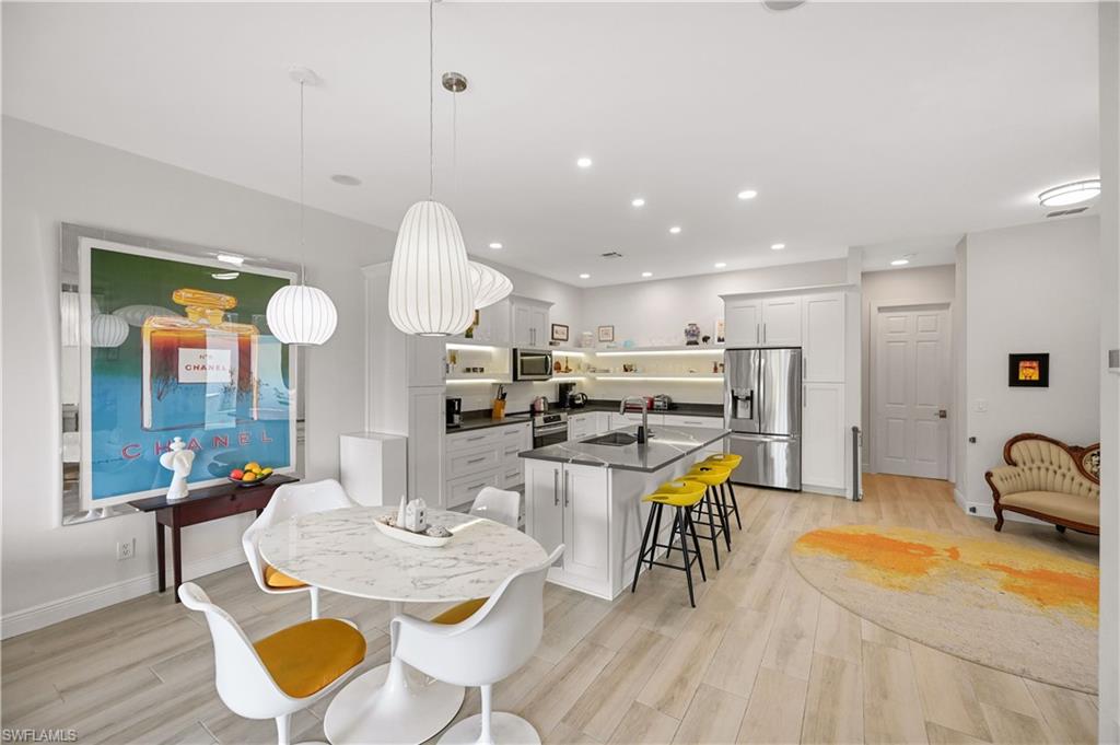 5961 Paradise CIR Unit: 1-9