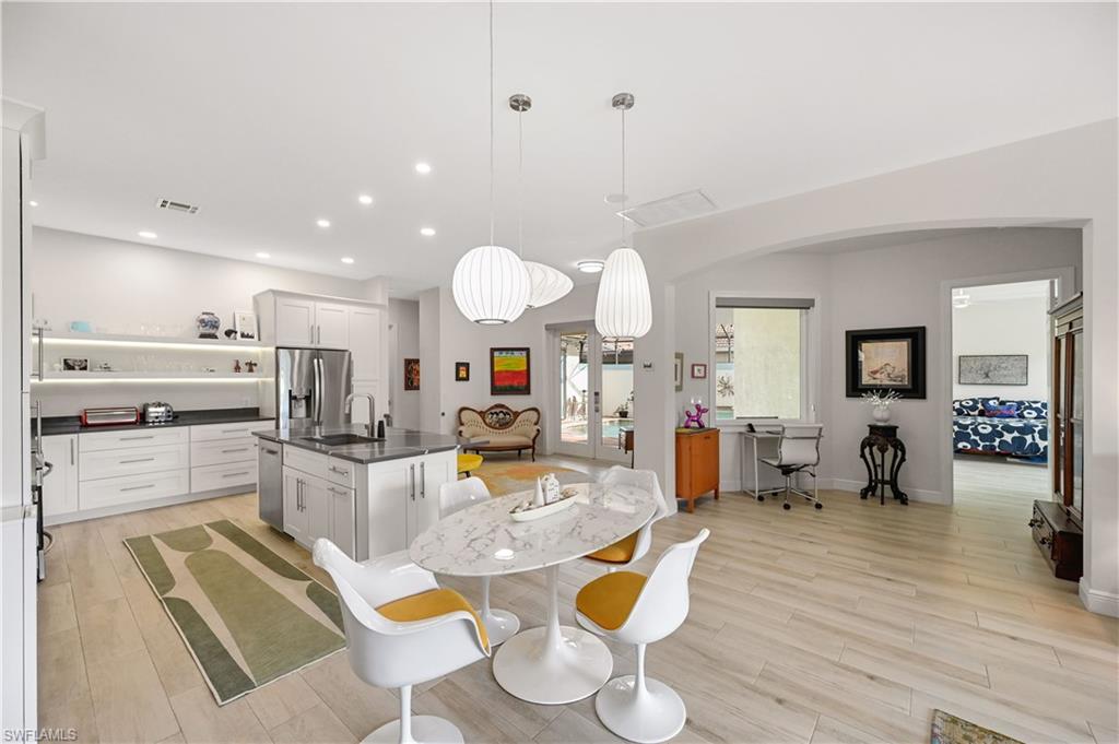 5961 Paradise CIR Unit: 1-9