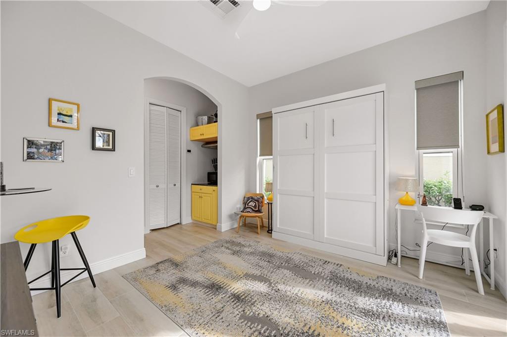 5961 Paradise CIR Unit: 1-9