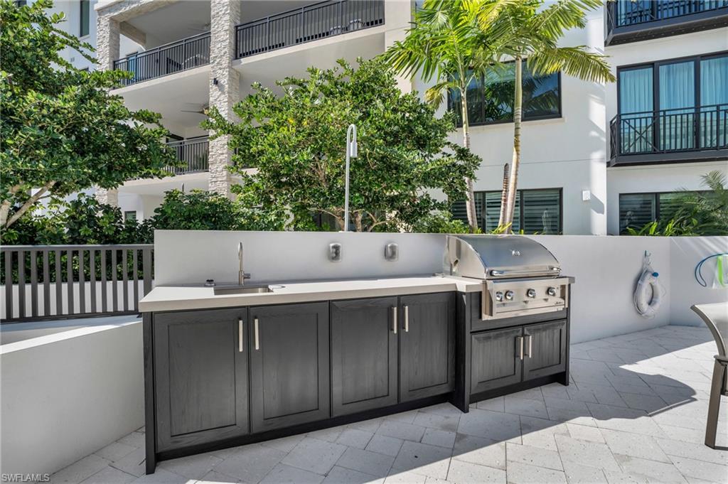 1130 3rd AVE S Unit: 302