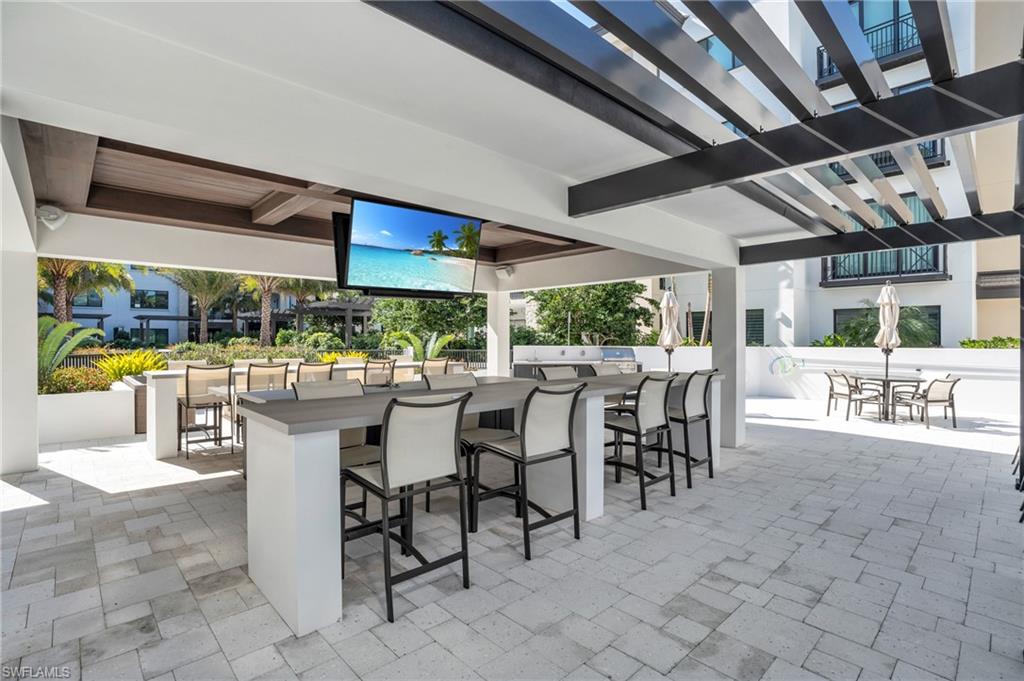 1130 3rd AVE S Unit: 302